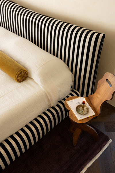 Juliette Bed